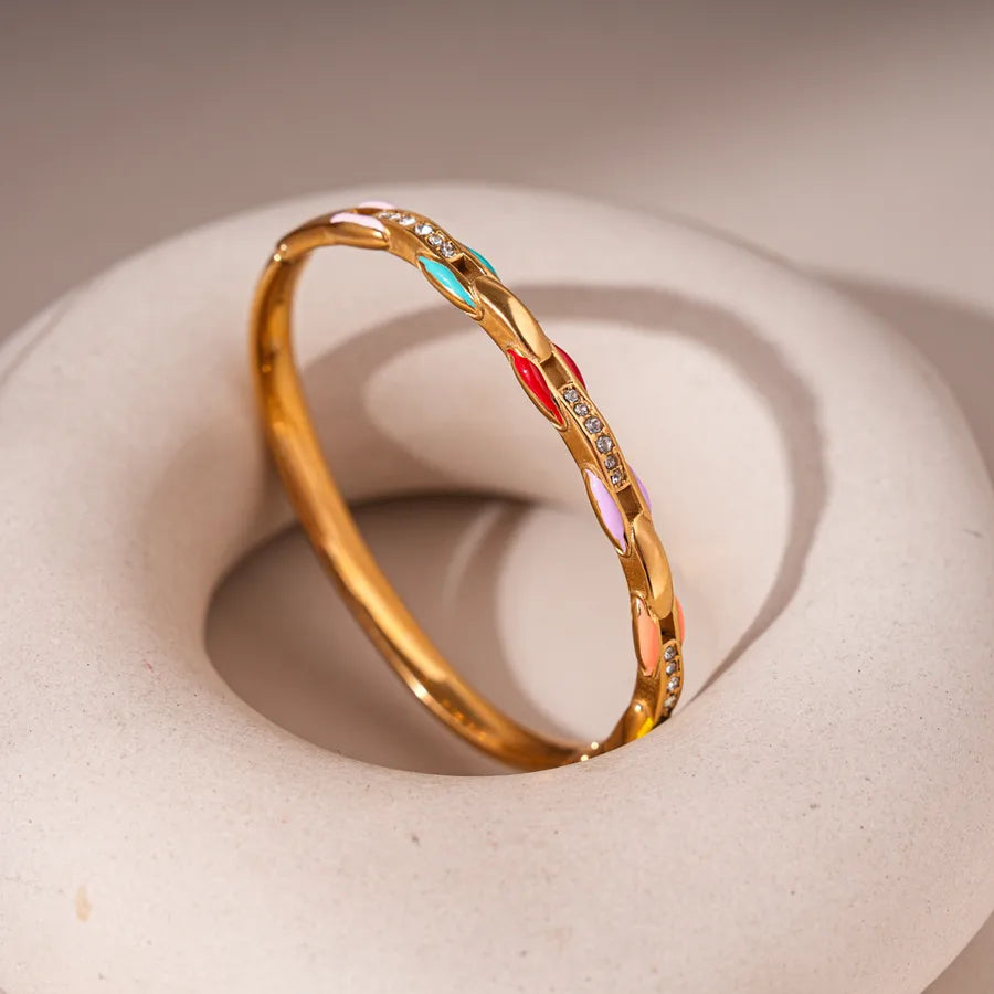 Elegant Geometric Diamond Bangle Bracelet Bracelet-Color- Gold