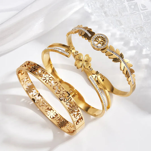 18K Gold Four Leaf Clover Open Bangle Bracelet