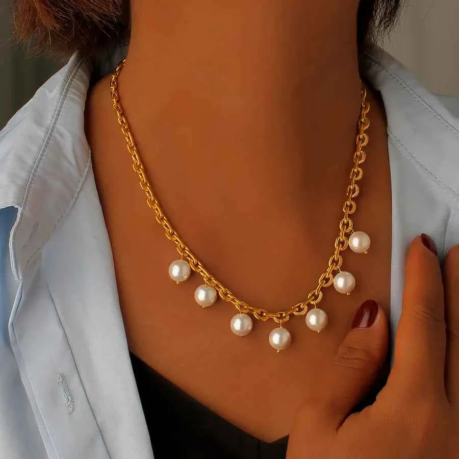 Gold Geometric Tassel Pearl Pendant Necklace