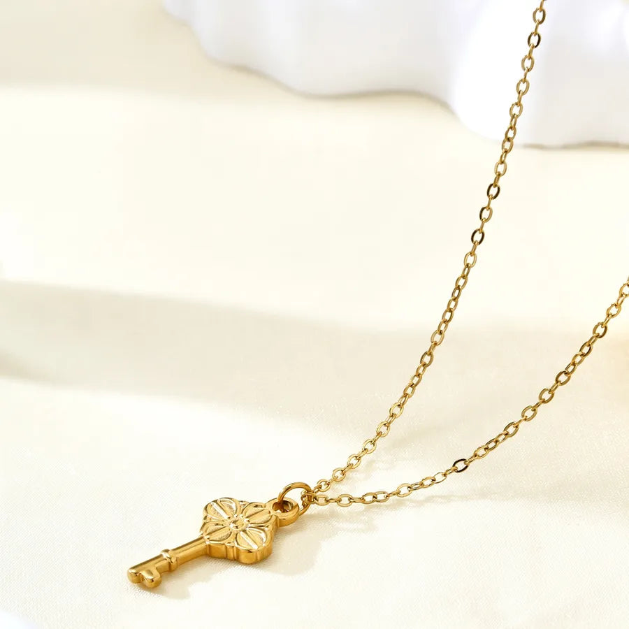 18K Gold Key Pendant Necklace for Women