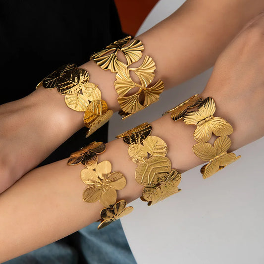 18K Gold Plated Stainless Steel Flower Bangle