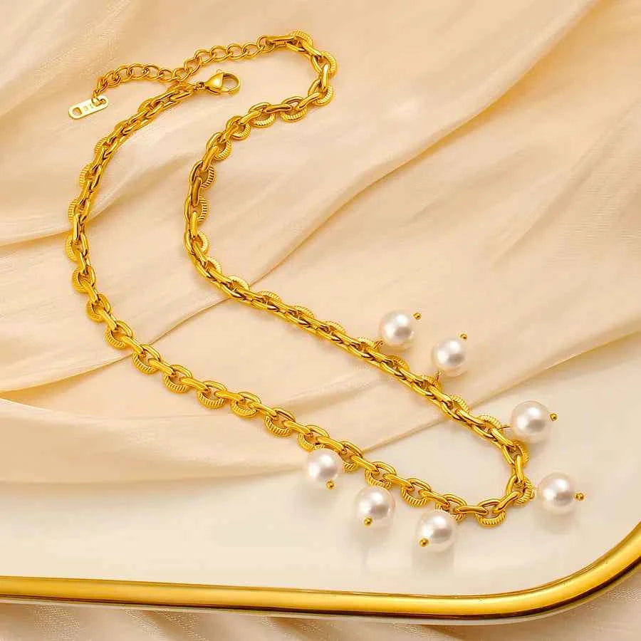 Gold Geometric Tassel Pearl Pendant Necklace