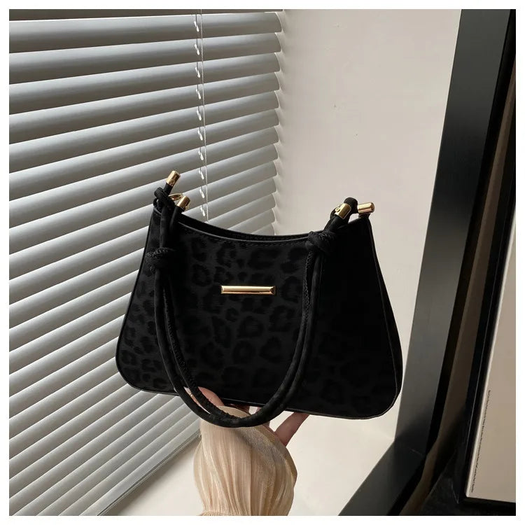 Minimalist Square Underarm Handbag Black