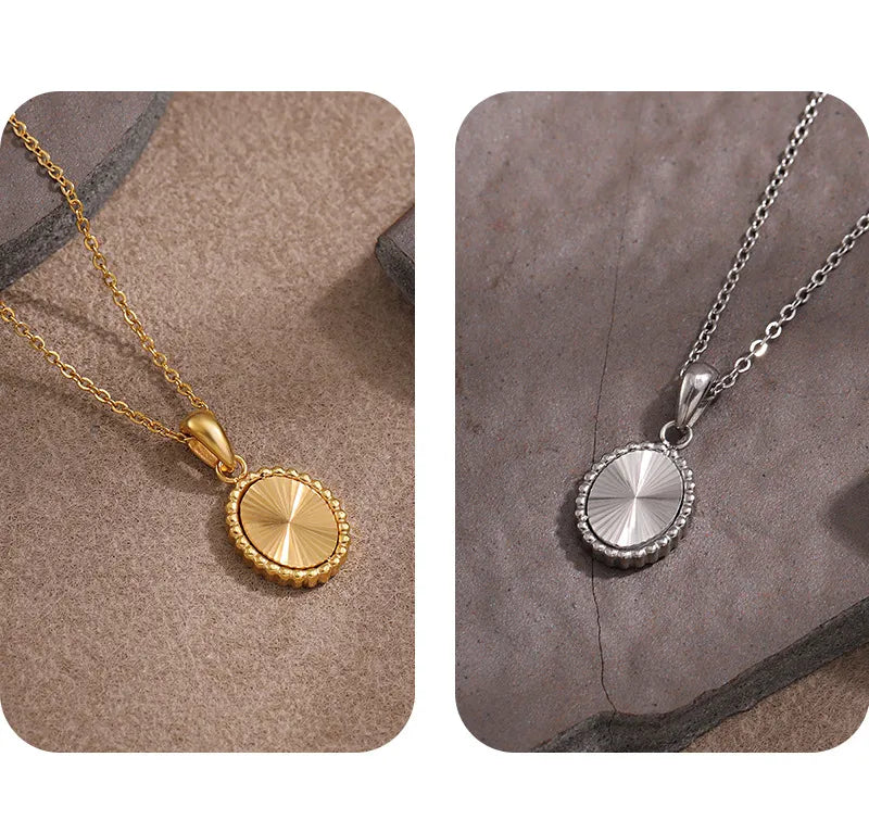 Gold Heart Oval Pendant Necklace – Stainless Steel