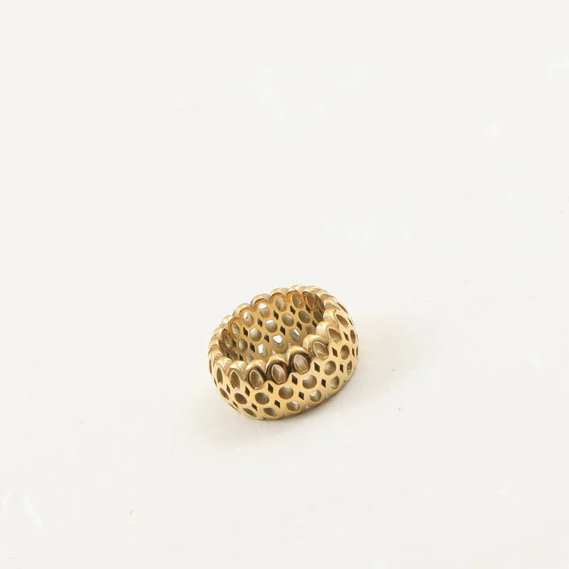 18K Gold Plated Honeycomb Titanium Steel Ring Gold No. 8 A2009
