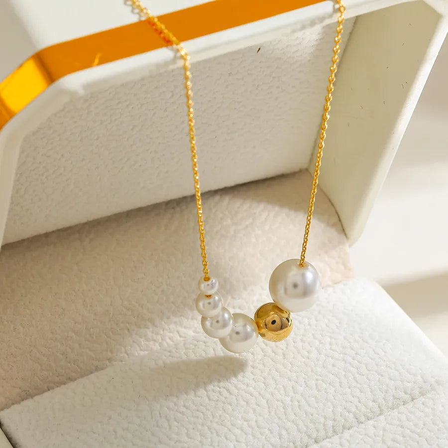 Elegant Gold-Plated Pearl Chain Necklace