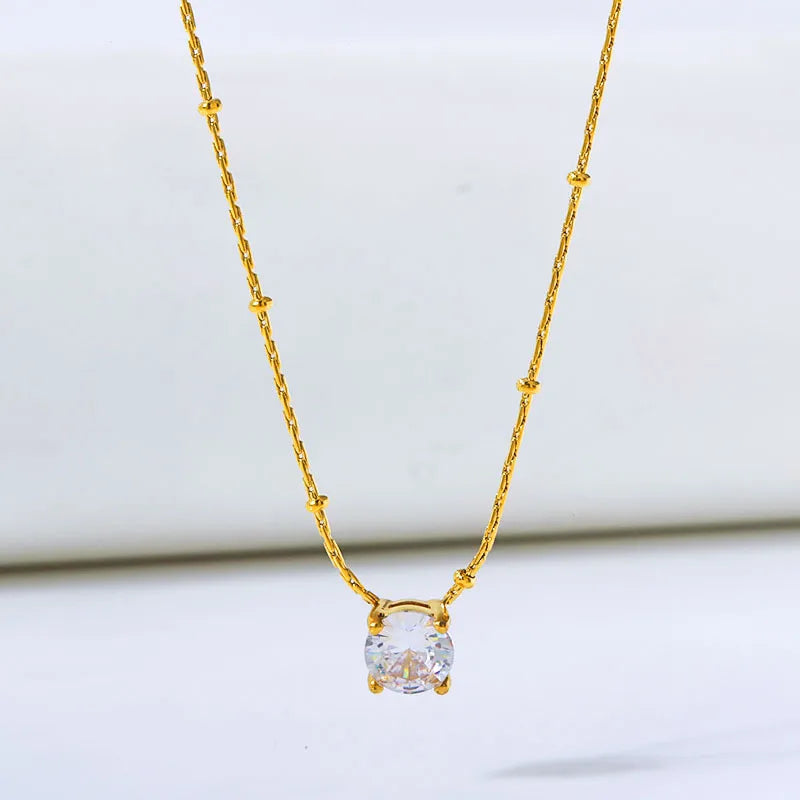 Elegant Round Zircon Pendant Necklace