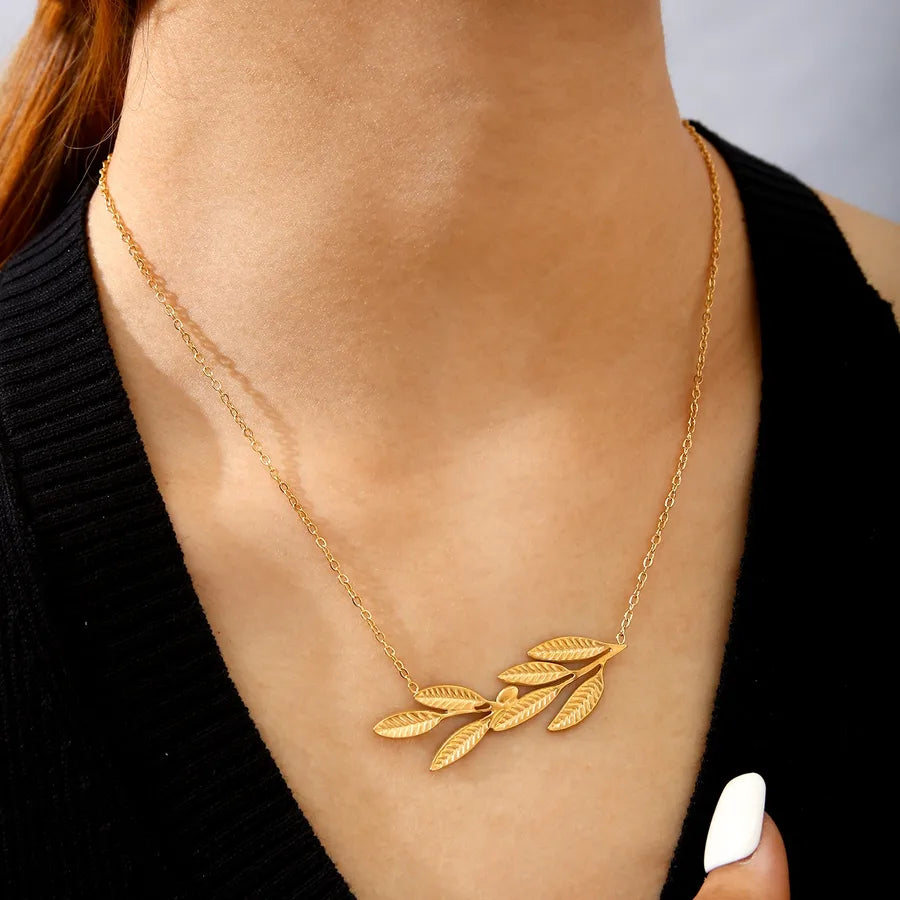 18K Gold Leaf Pendant Necklace for Women