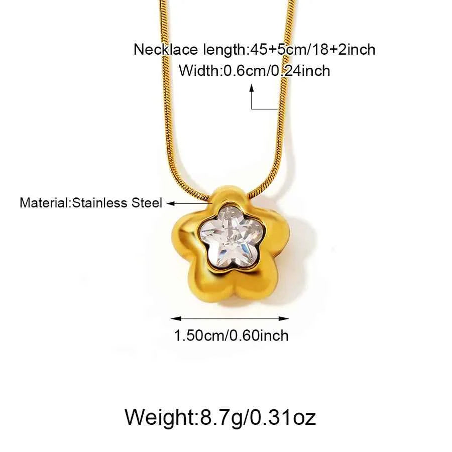 Five-Leaf Zircon Flower Pendant Necklace