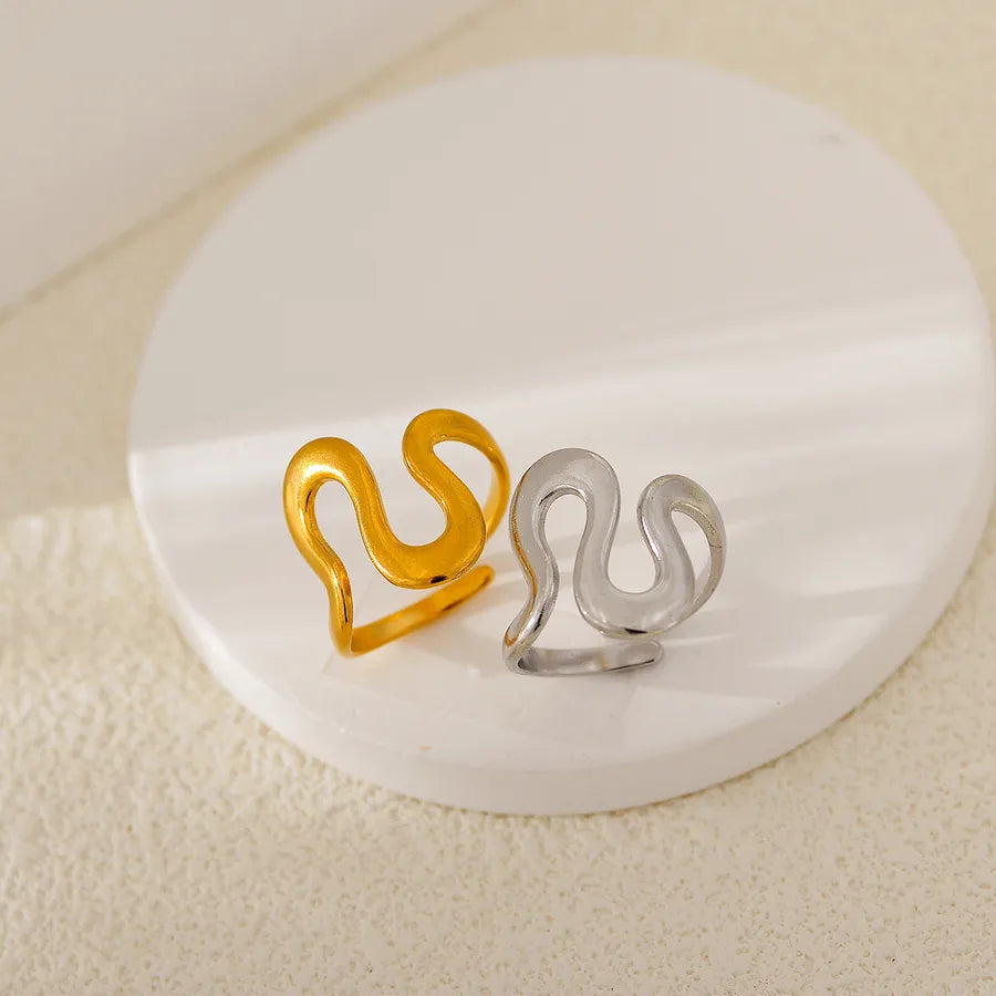 18K Gold Asymmetric Waterdrop Ring