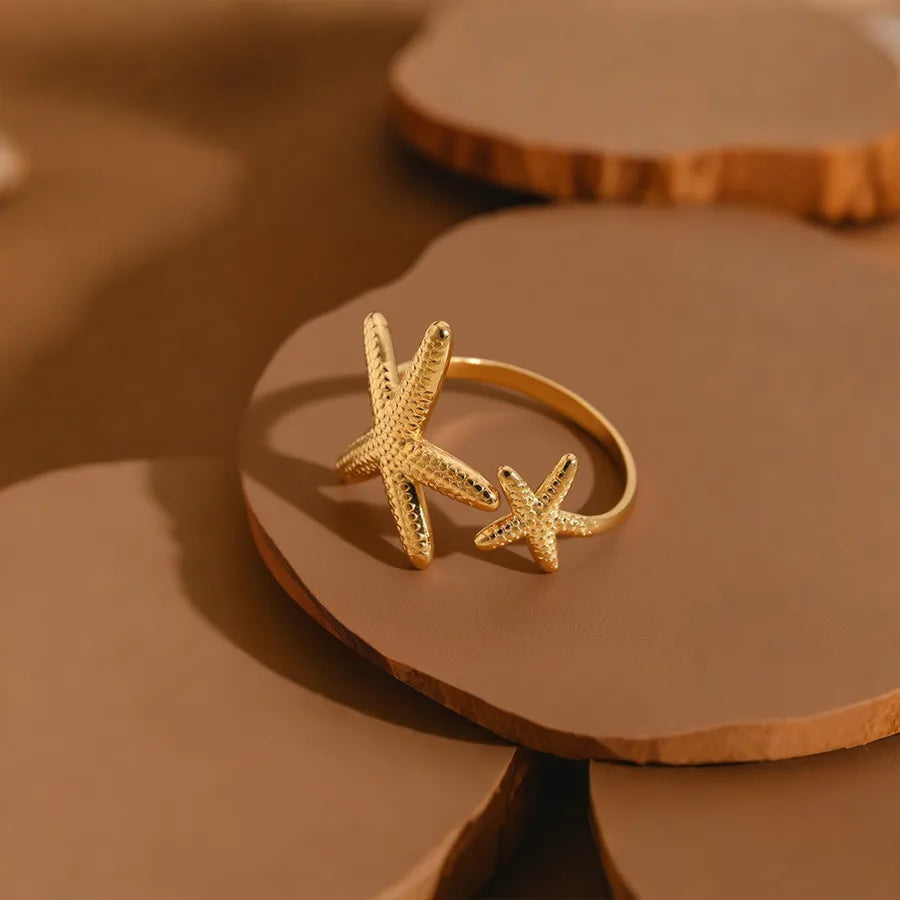 Hollow Seahorse Ring in Stainless Steel