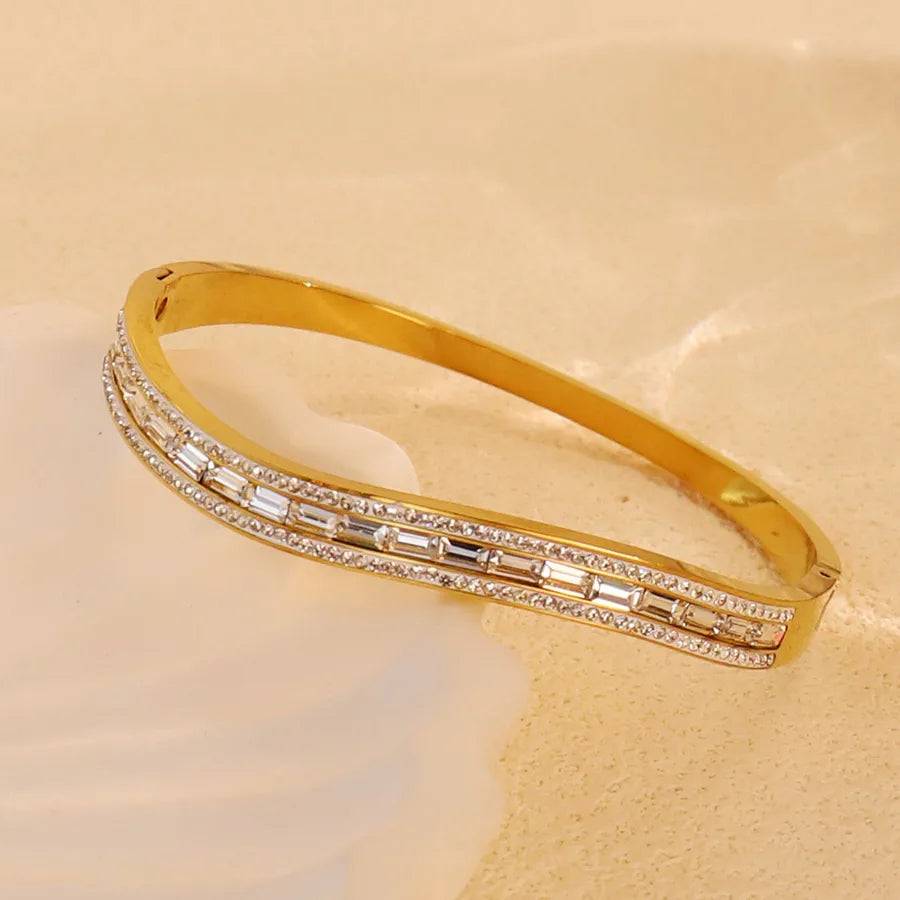 18K Gold Plated Star & Snake Stainless Steel Bracelet Average Size Gold Style 19