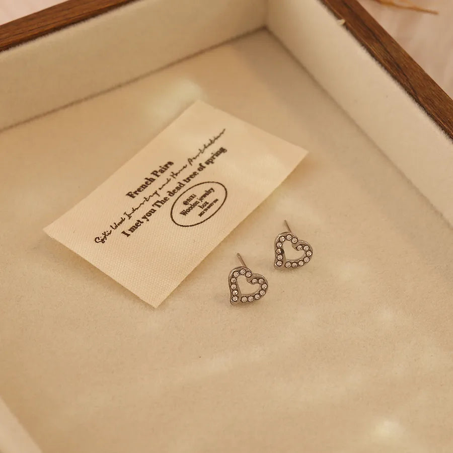 Elegant Heart & Flower Gold-Plated Stud Earrings