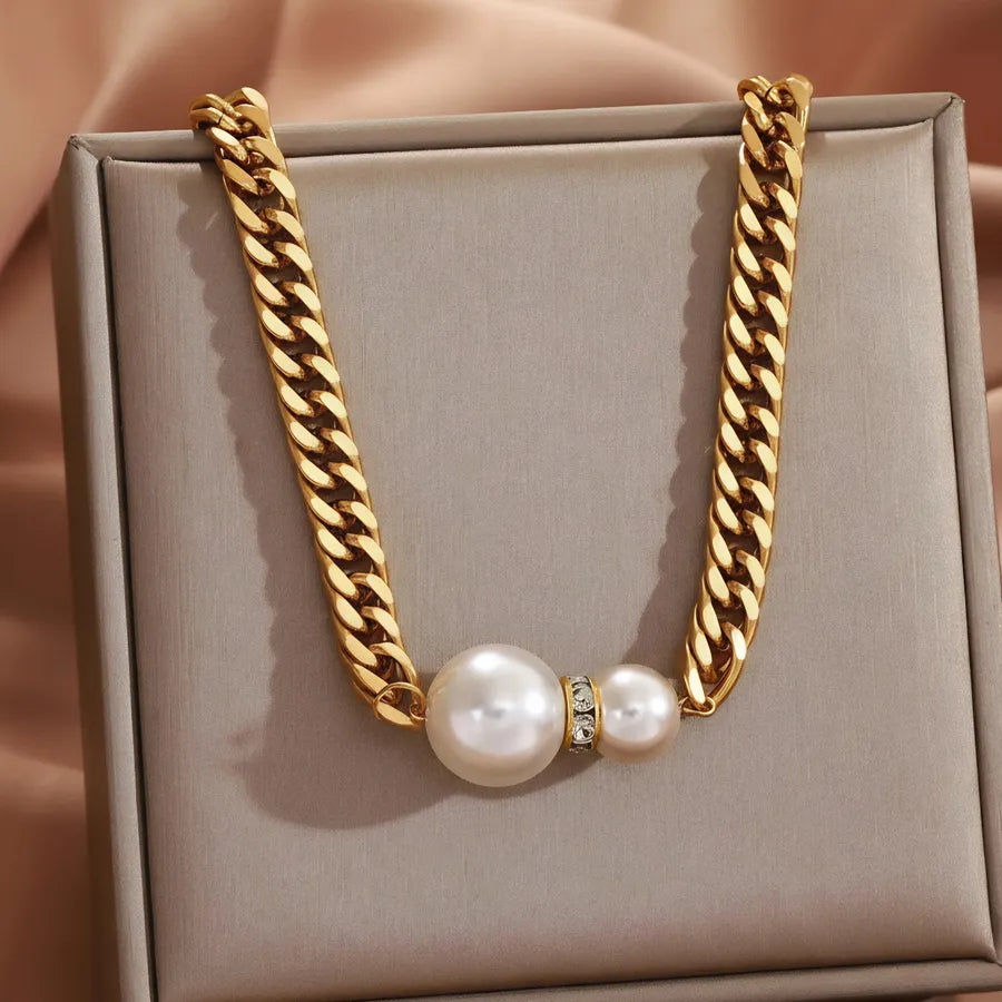 18K Gold Baroque Pearl Choker Necklace