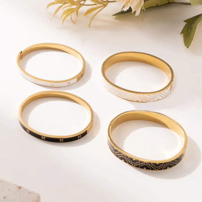 Four Leaf Flower Titanium Steel Bracelet