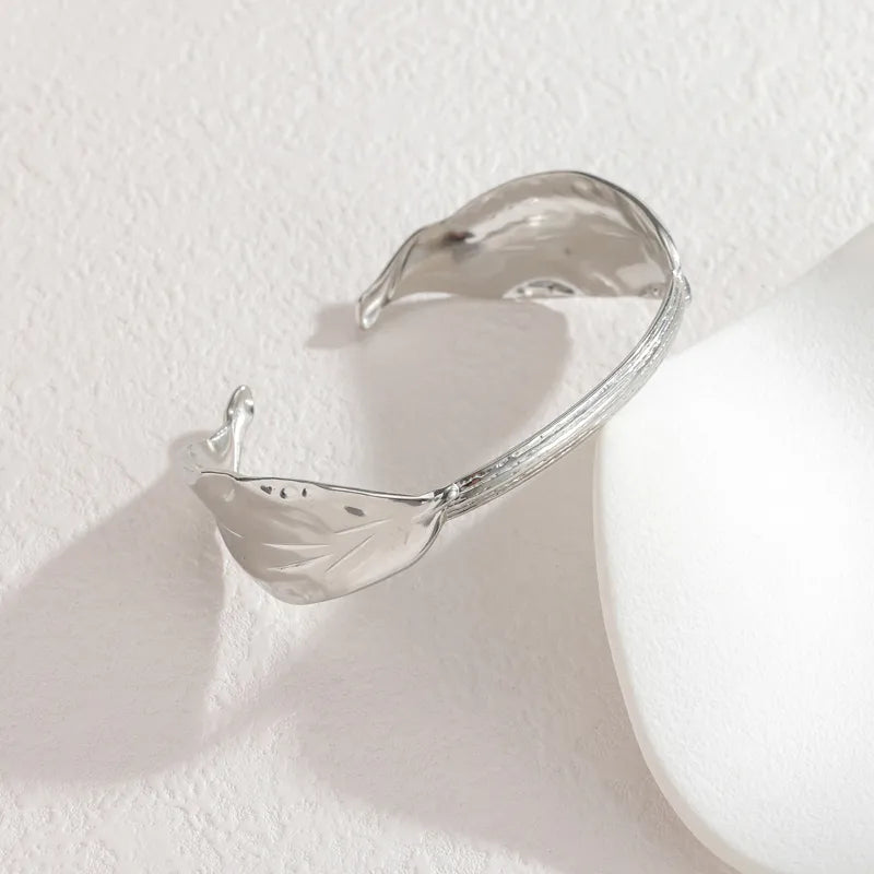 18K Gold Leaf Pattern Stainless Steel Bangle