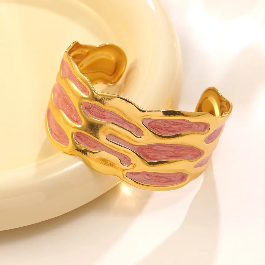 Romantic Gold Open Hand Bracelet for Women Average Size Gold FYD6206SZ-red