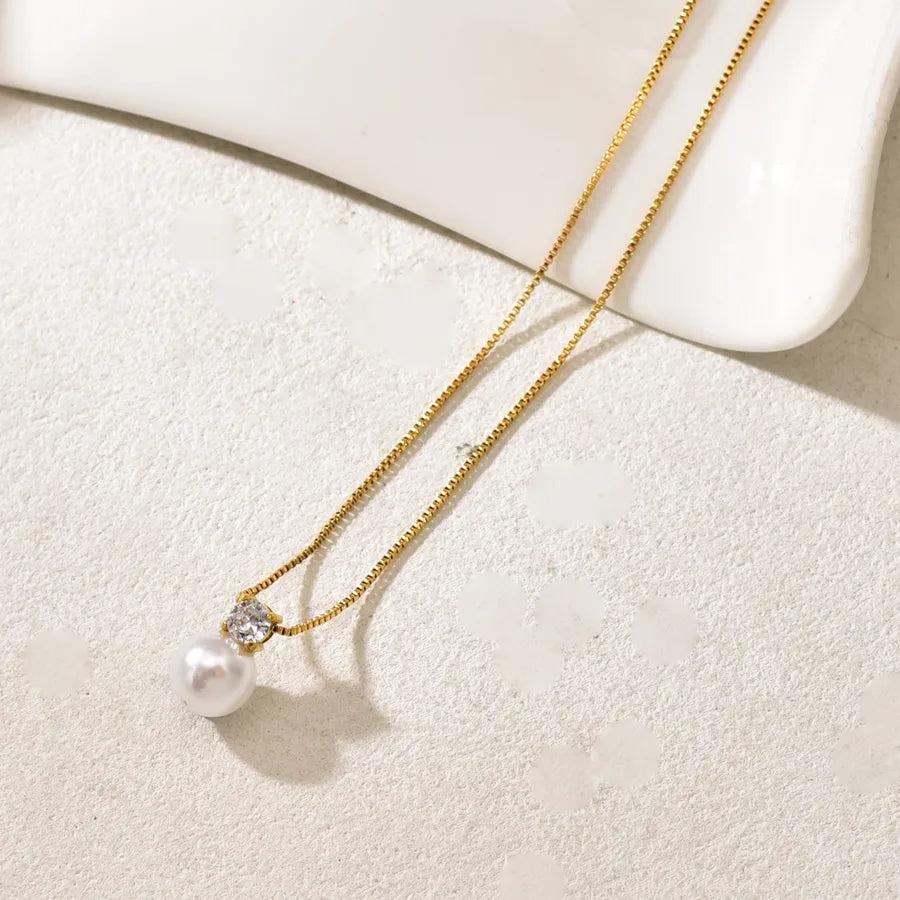 Gold Pearl Zircon Pendant Necklace for Women