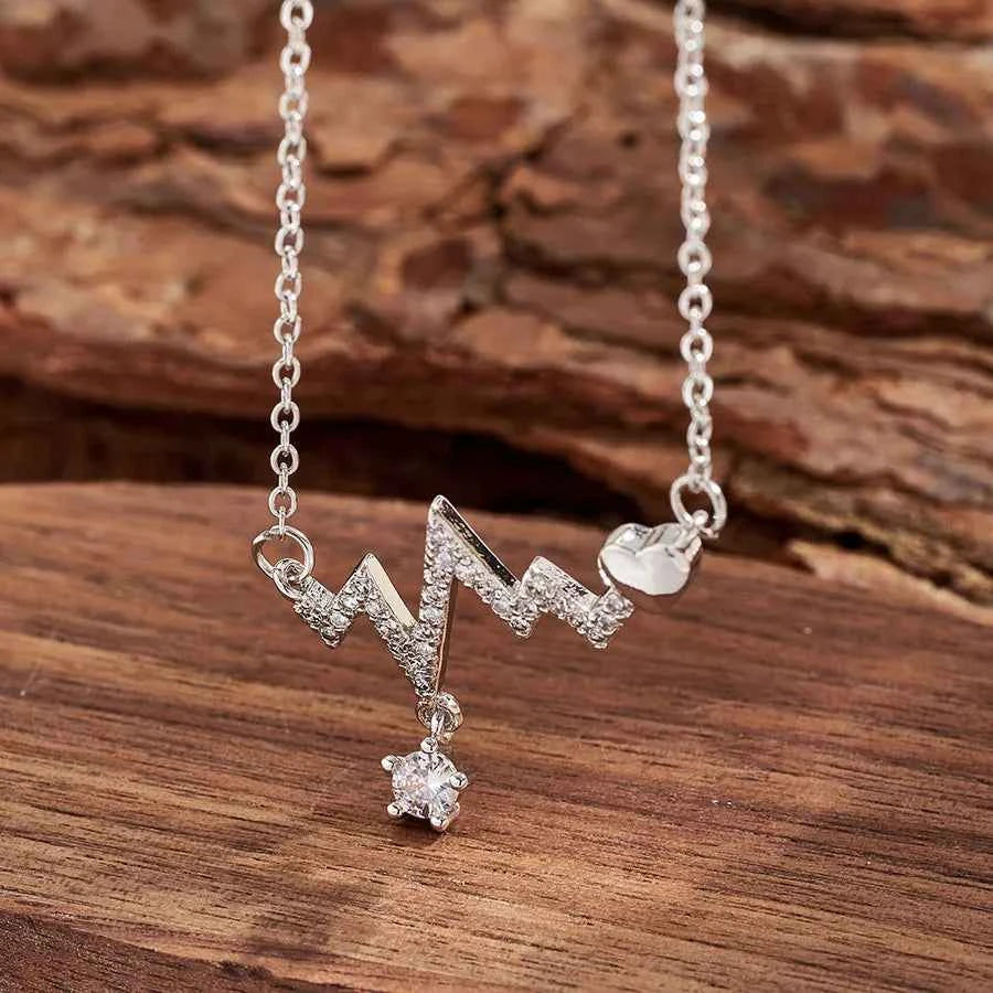 18K Gold Heart Necklace with Zircon