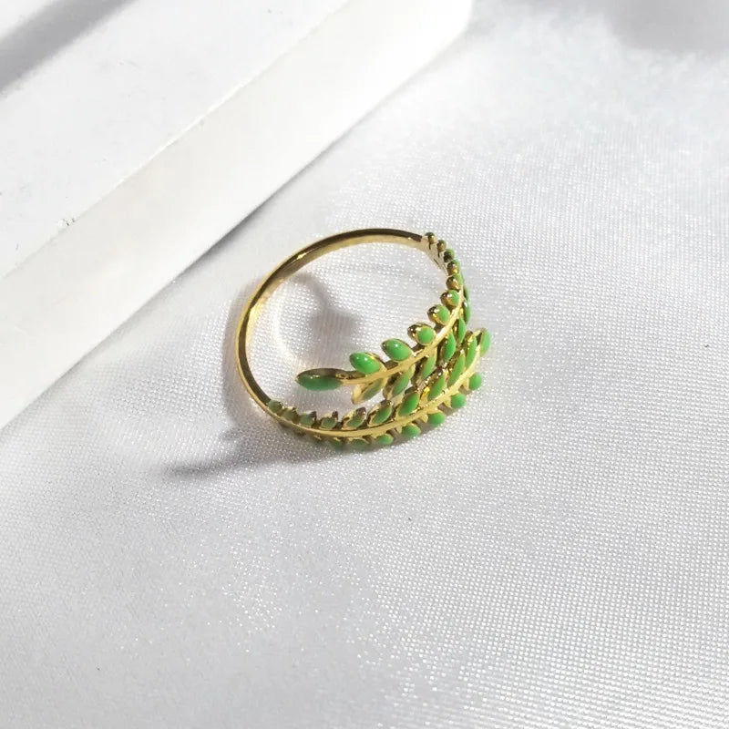 18K Gold Plated Open Wheat Spike Ring Emerald Green