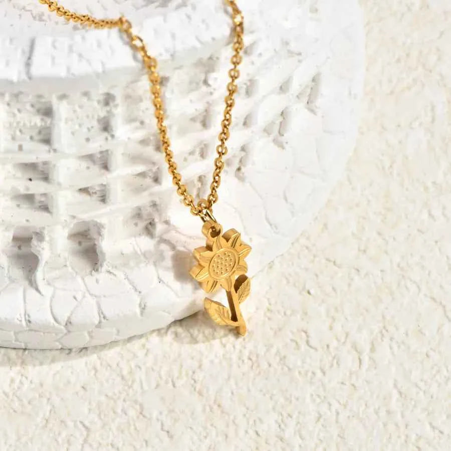 Gold-Plated Heart & Flower Pendant Necklace