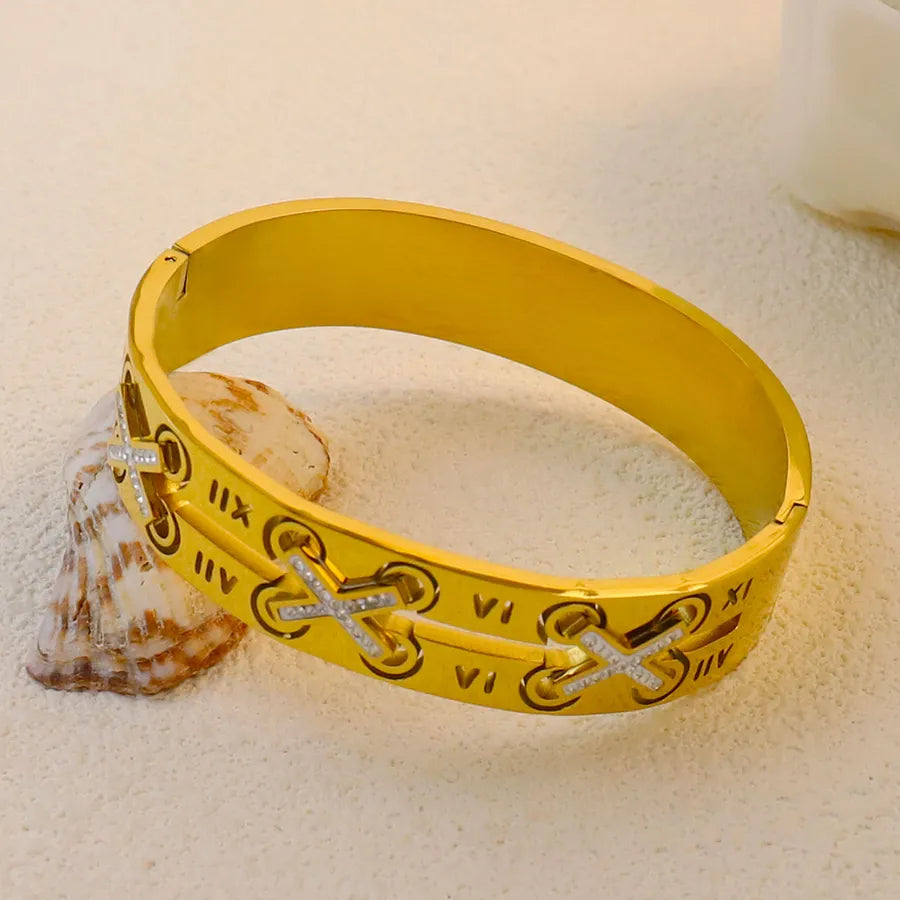 18K Gold Plated Zircon Hollow Stainless Steel Bracelet Average Size Gold Style 17