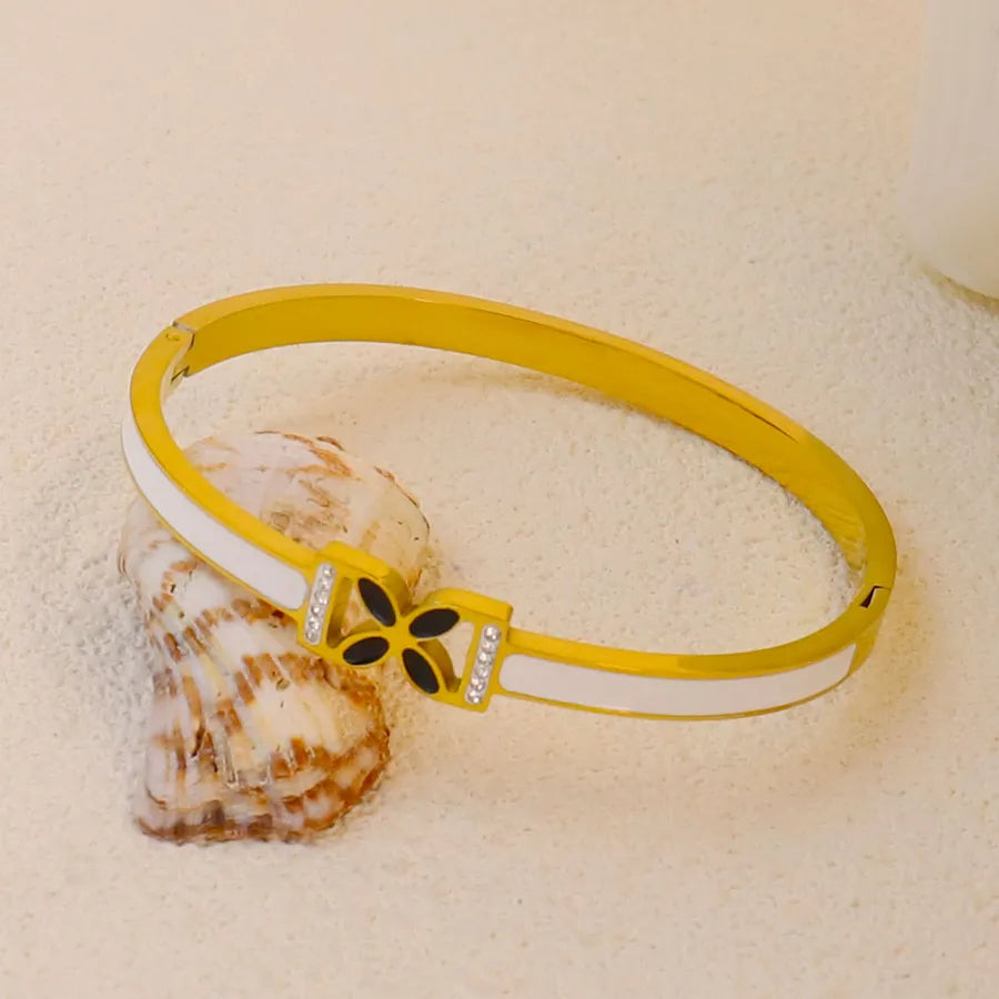 18K Gold Plated Zircon Hollow Stainless Steel Bracelet Average Size Gold 359