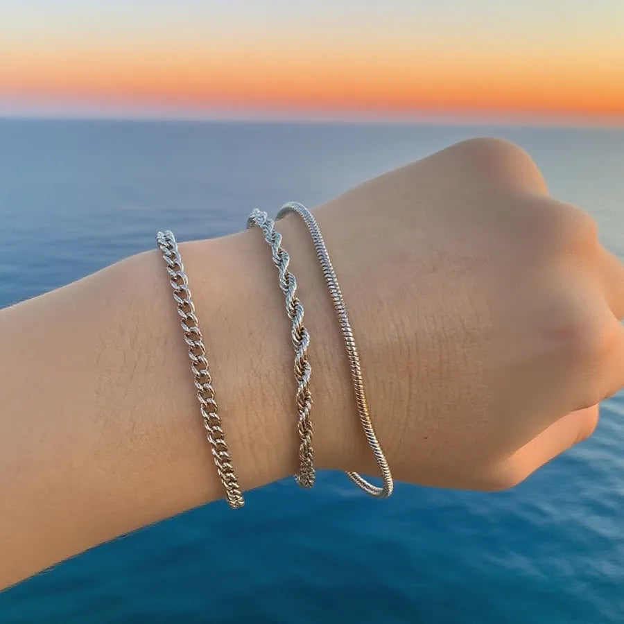 Minimalist Stainless Steel Unisex Bracelet