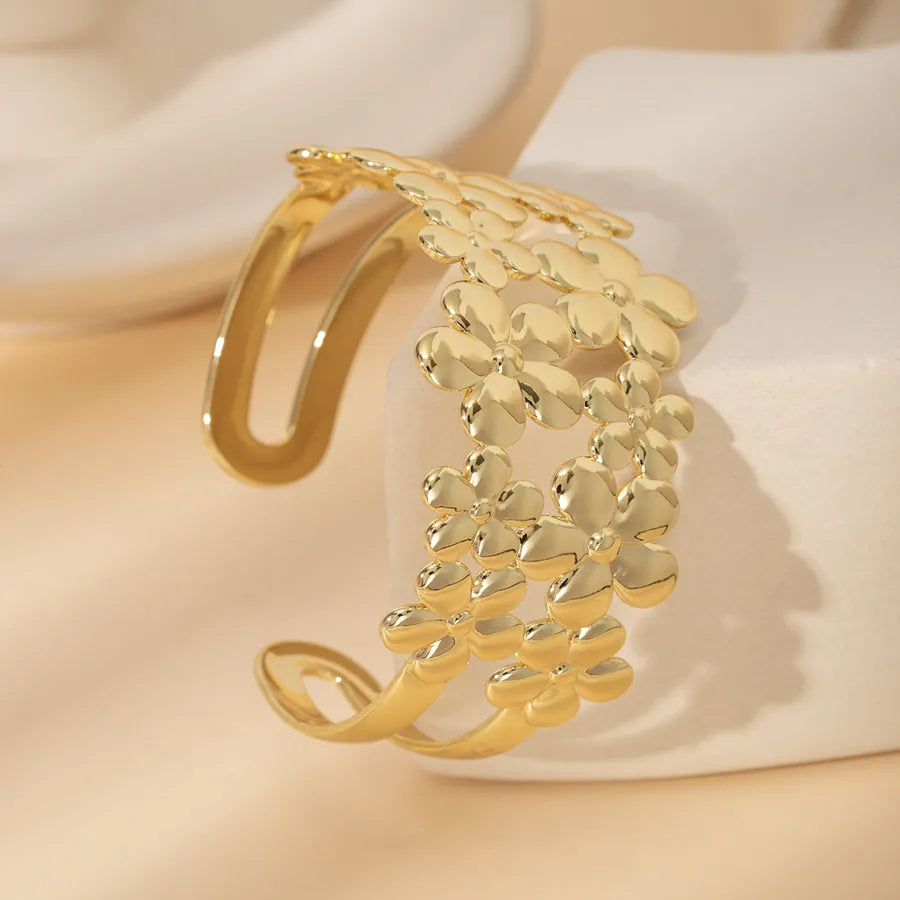 18K Gold Plated Stainless Steel Open Bangle Stainless Steel Electroplated 18k Real Gold Irregular Annular Open Bracelet Style 3