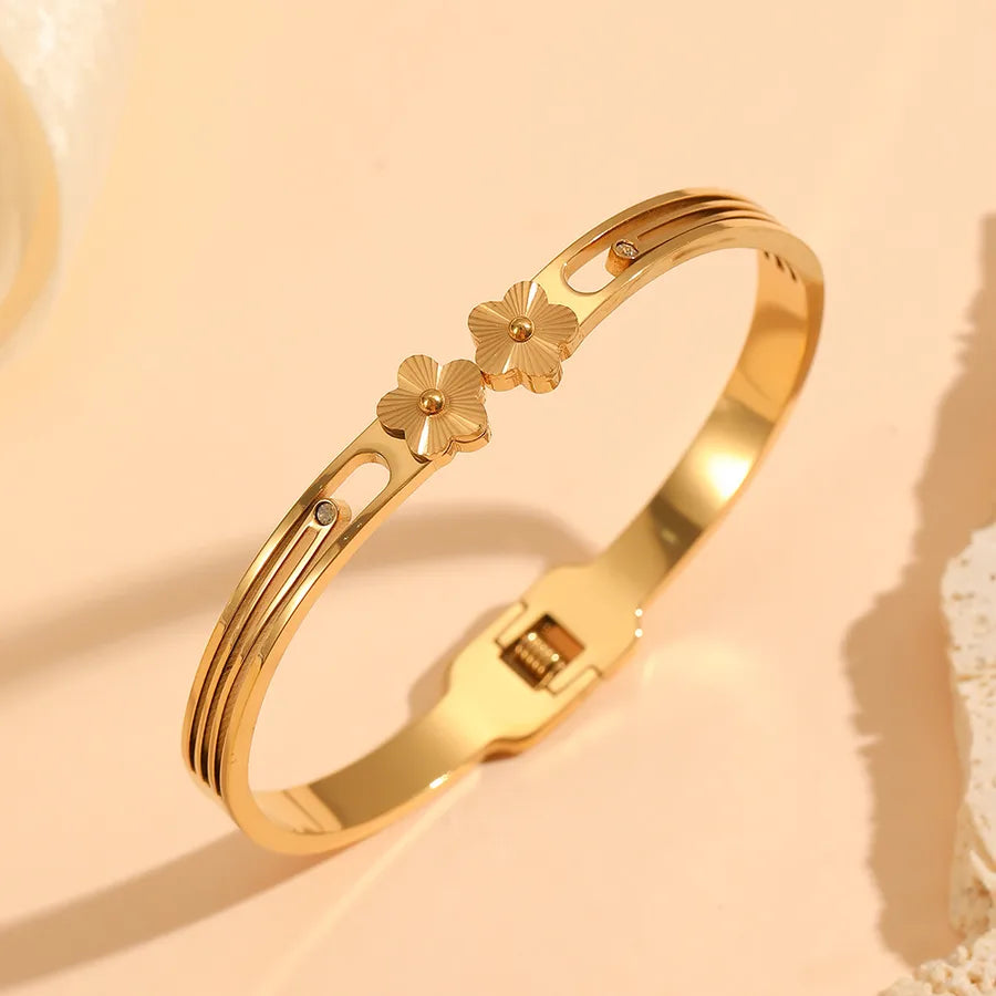 18K Gold Flower Bangle – PVD Coated Stainless Steel Two Small Flower Line Diamond Bracelet