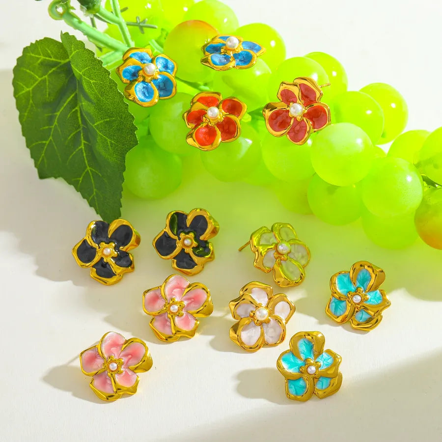 18K Gold Plated Pearl Flower Stud Earrings