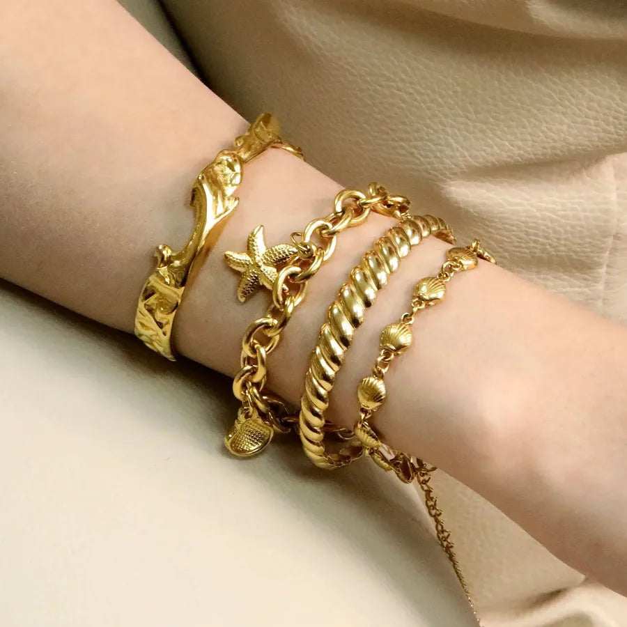 18K Gold Open Hand Bangle Bracelet for Women