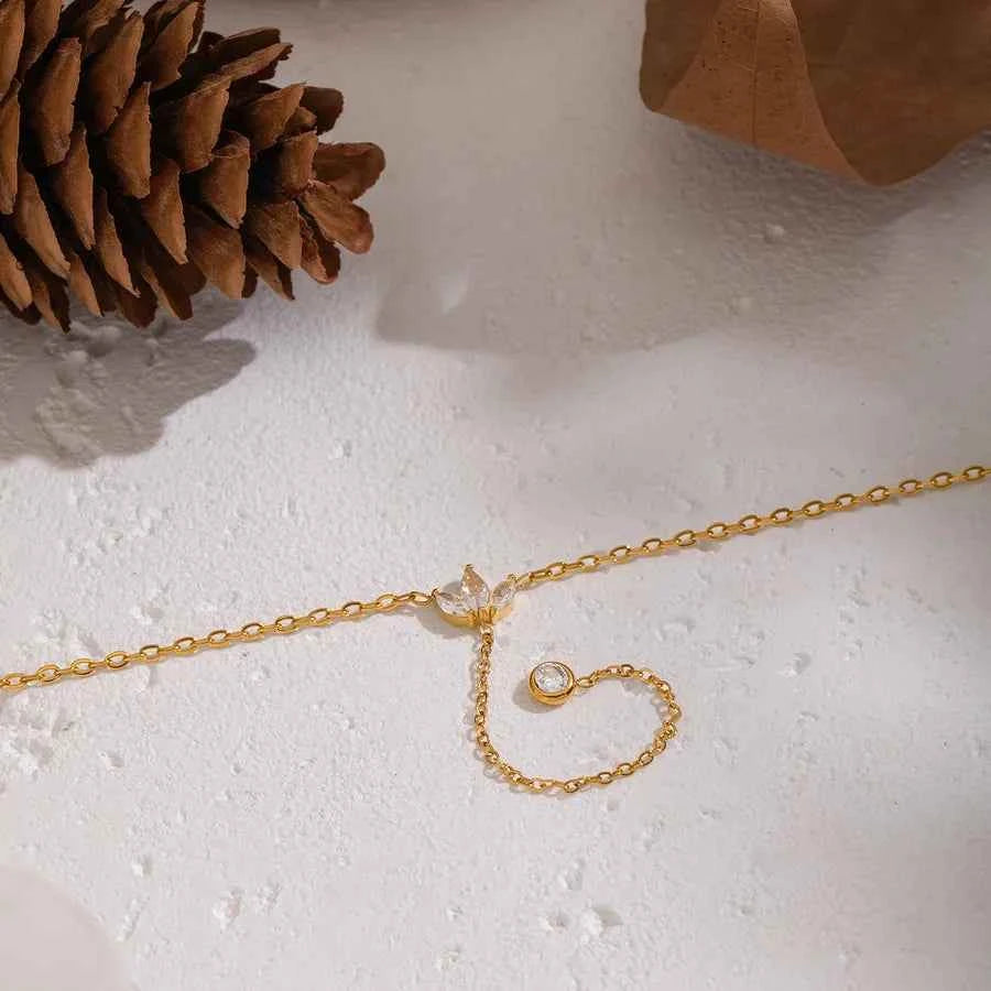 18K Gold Plated Petal Tassel Circle Necklace