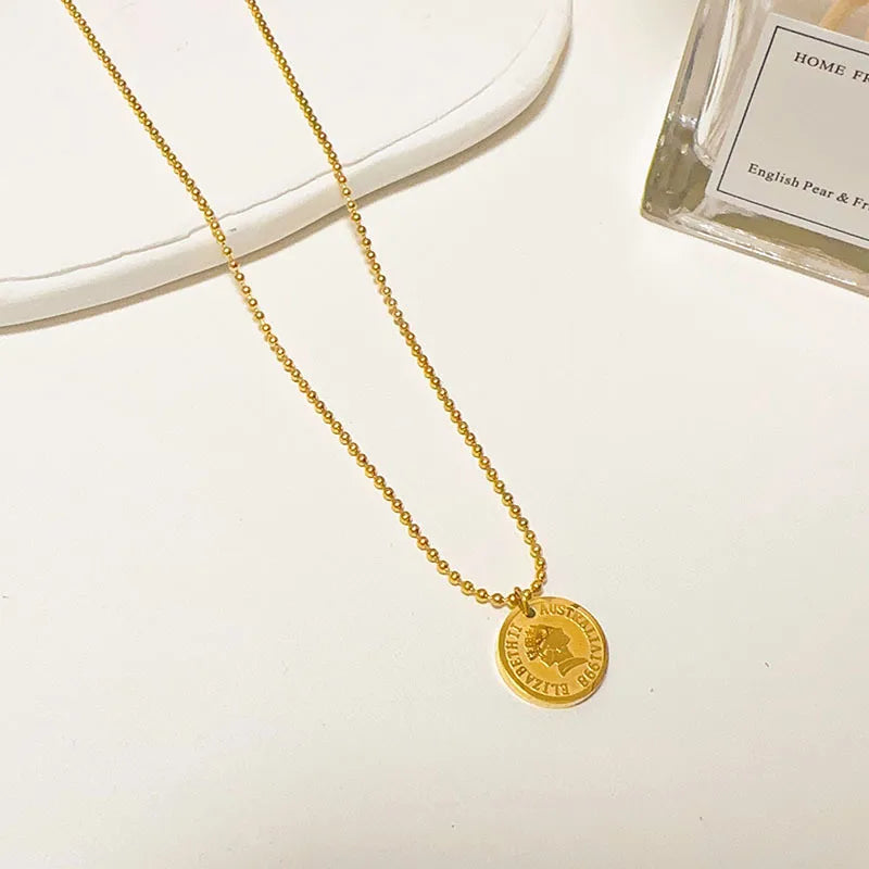 Bohemian Floral Titanium Steel Necklace XL54 Gold Queen Avatar